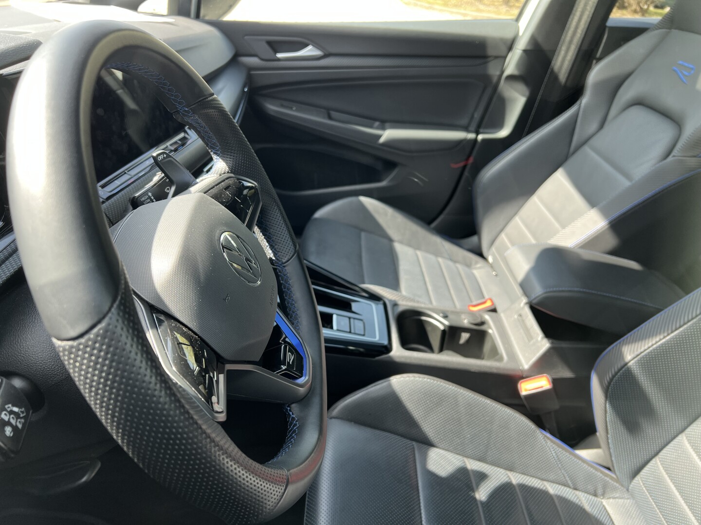 VW Golf 8 R 4Motion 320PS DSG Black-Edition  З Німеччини (130843)