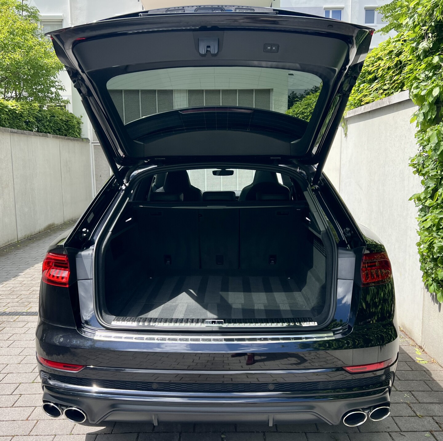 Audi SQ8 4.0TDI Black-Paket Keramik Matrix LED З Німеччини (130896)