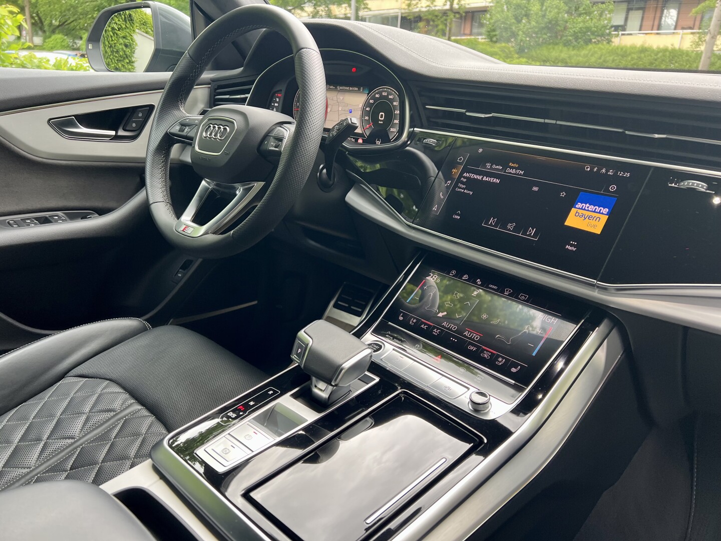 Audi Q8 50TDI S-Line Sport-Plus Matrix Soft-Close  З Німеччини (130958)
