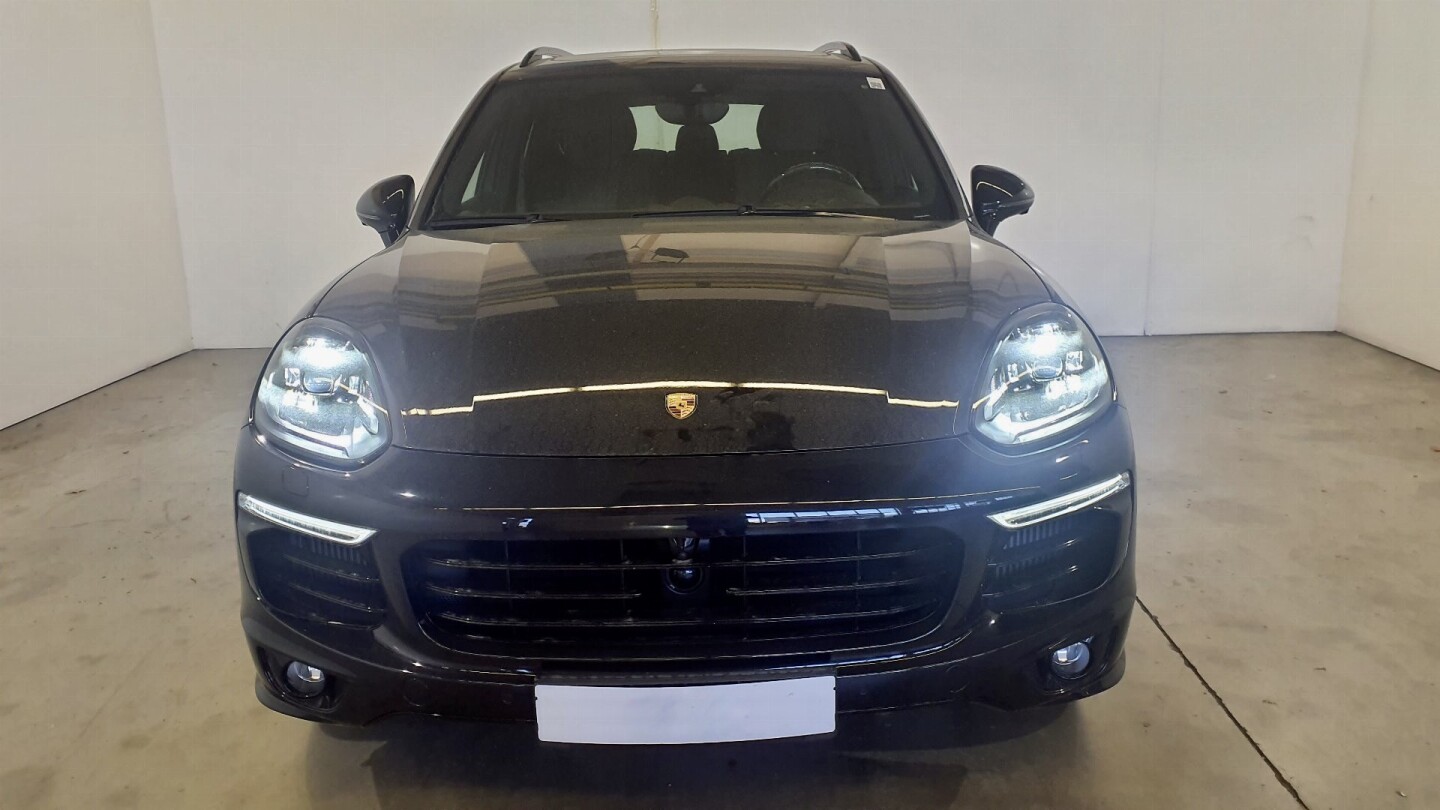Porsche Cayenne S 4.2TDI (385PS) Black-Paket Keramik Matrix З Німеччини (131000)