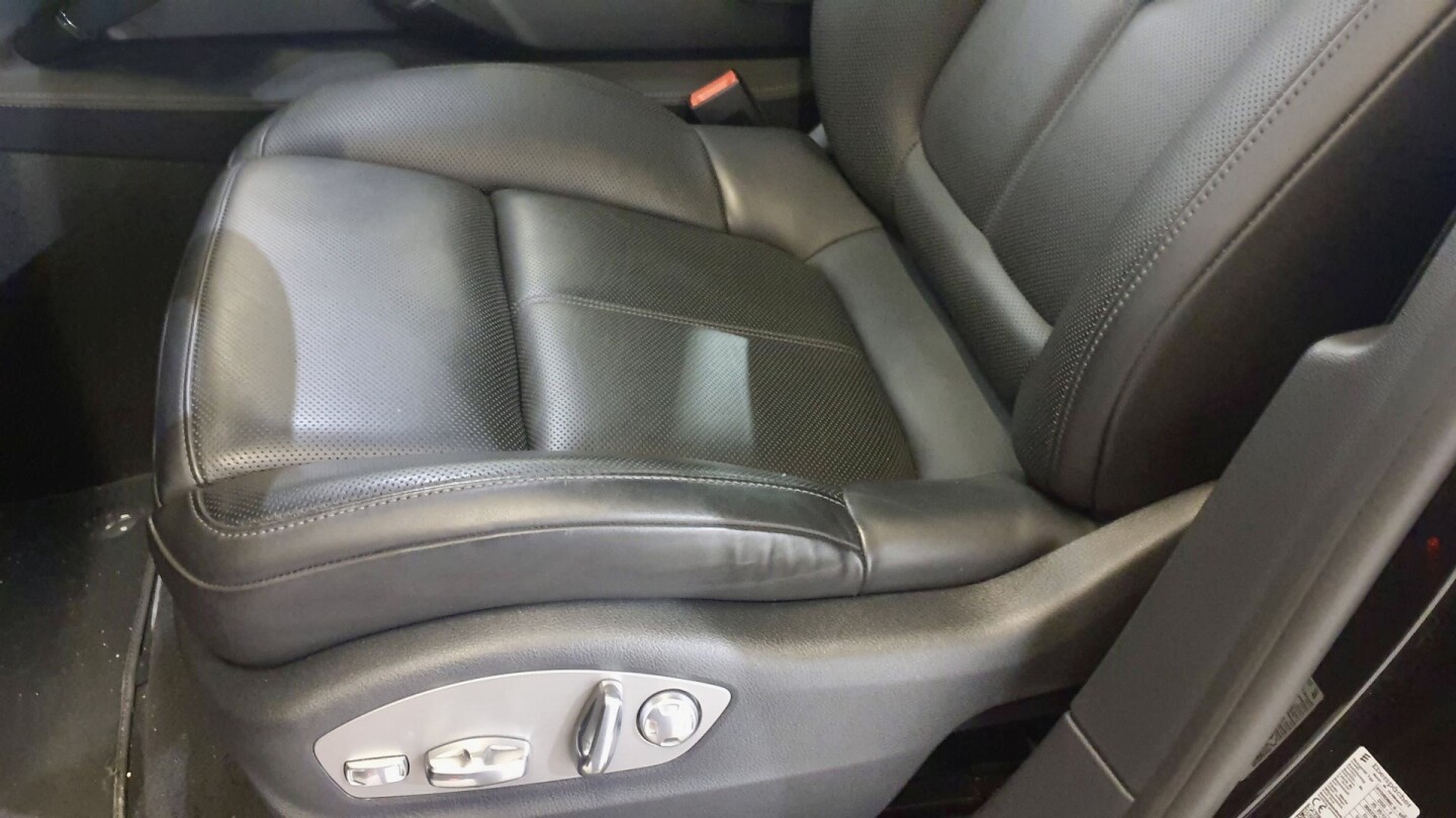 Porsche Cayenne S 4.2TDI (385PS) Black-Paket Keramik Matrix З Німеччини (131012)