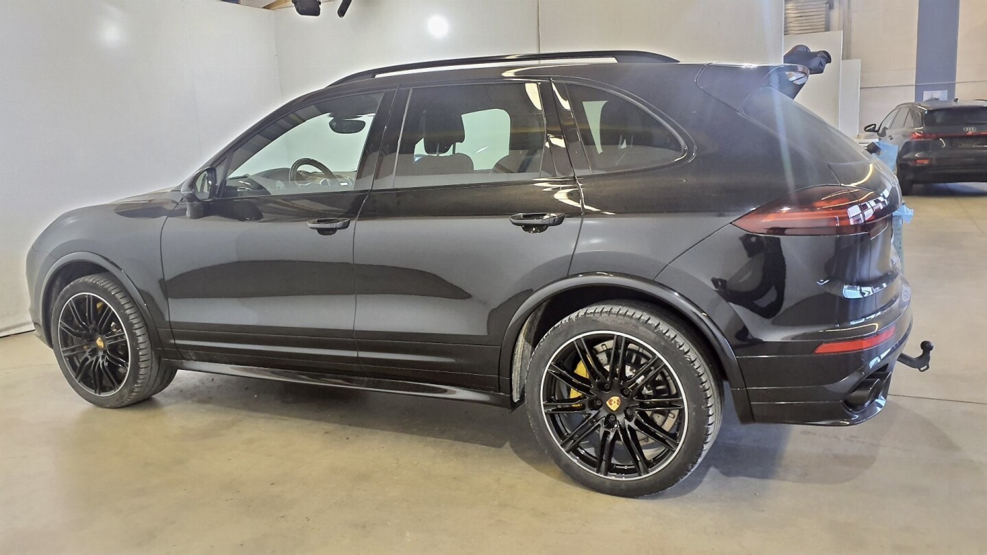 Porsche Cayenne S 4.2TDI (385PS) Black-Paket Keramik Matrix З Німеччини (131002)
