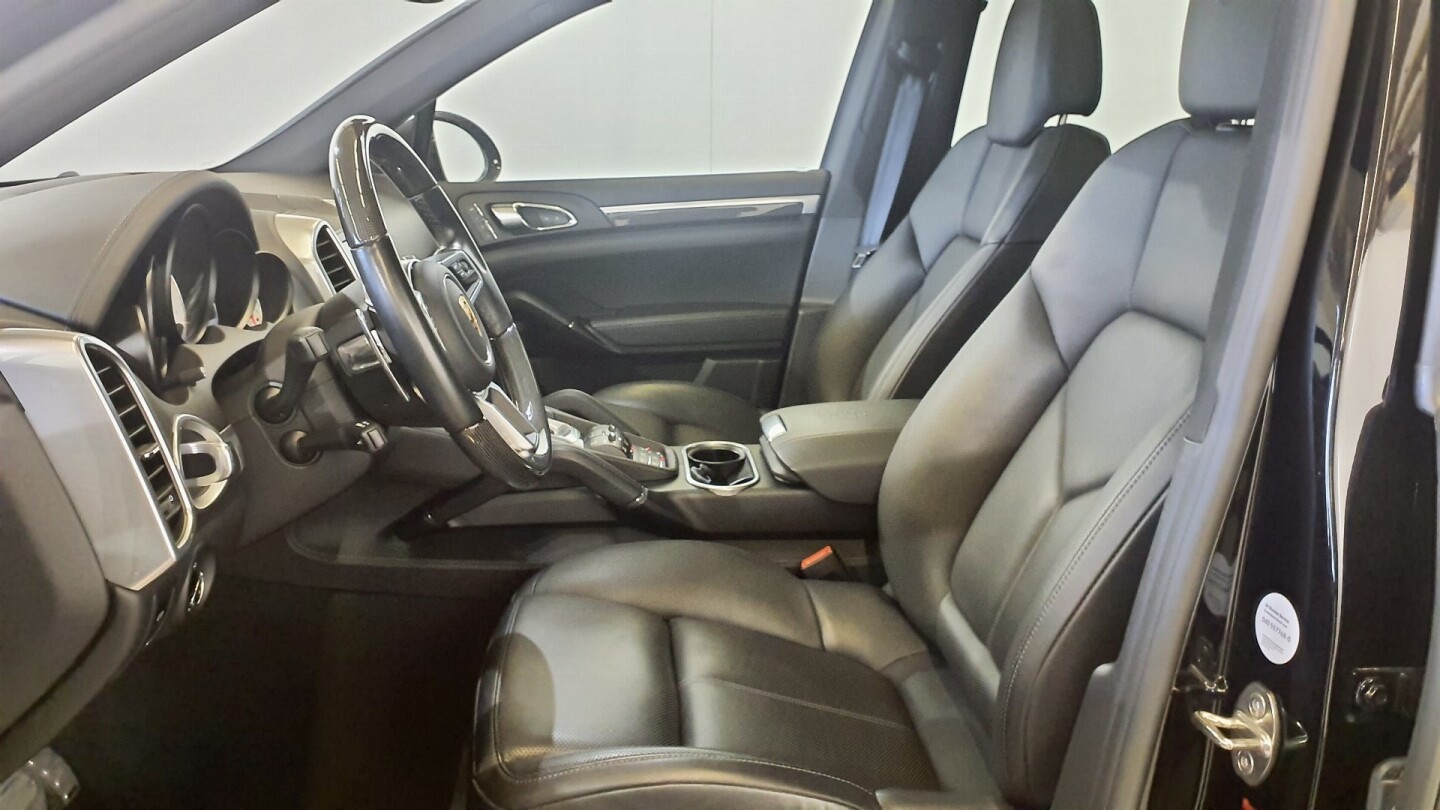 Porsche Cayenne S 4.2TDI (385PS) Black-Paket Keramik Matrix З Німеччини (131006)