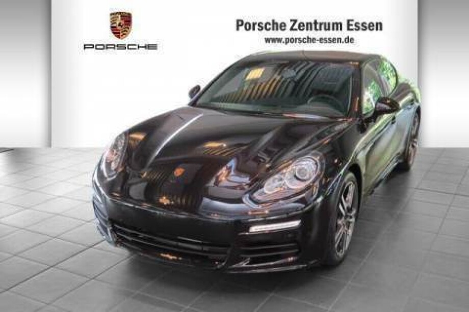 Porsche Panamera 3.0 Diesel (300л.c.) З Німеччини (7150)