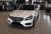 Mercedes-Benz undefined | 9530