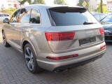 Audi Q7 | 10428