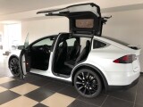 TESLA Model X | 16565
