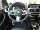 BMW X4  | 17650