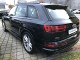 Audi Q7 | 25780