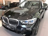 BMW X5  | 28560