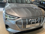Audi e-tron | 33975