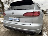 Volkswagen Touareg | 64751