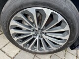 Audi e-tron | 71112