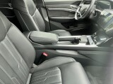 Audi e-tron | 71800