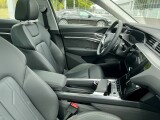 Audi e-tron | 76803