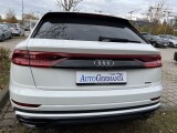 Audi Q8 | 81028