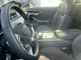 Audi A8  | 102739