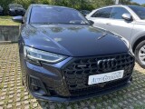 Audi A8  | 105002