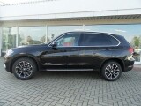 BMW X5  | 5206