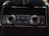 Audi A8  | 6211