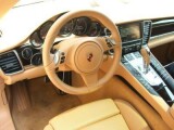 Porsche Panamera  | 704