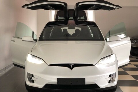 Tesla Model X 90D Premium