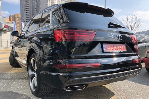 Audi Q7 3.0 TDI S-Line Design Exclusive 