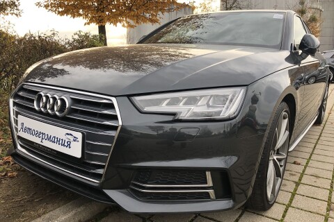 Audi A4 quattro 50TDI S-Line Matrix