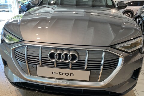 Audi e-tron 50 Quattro 313 PS