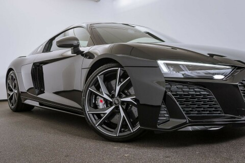 Audi R8 V10 Quattro 620PS Coupe Perfomance Bang&Olufsen