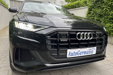 Audi Q8 50TDI 286PS S-Line Matrix Black Selection