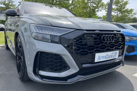 Audi RSQ8 4.0TFSI 600PS Black-Paket Keramik Individual